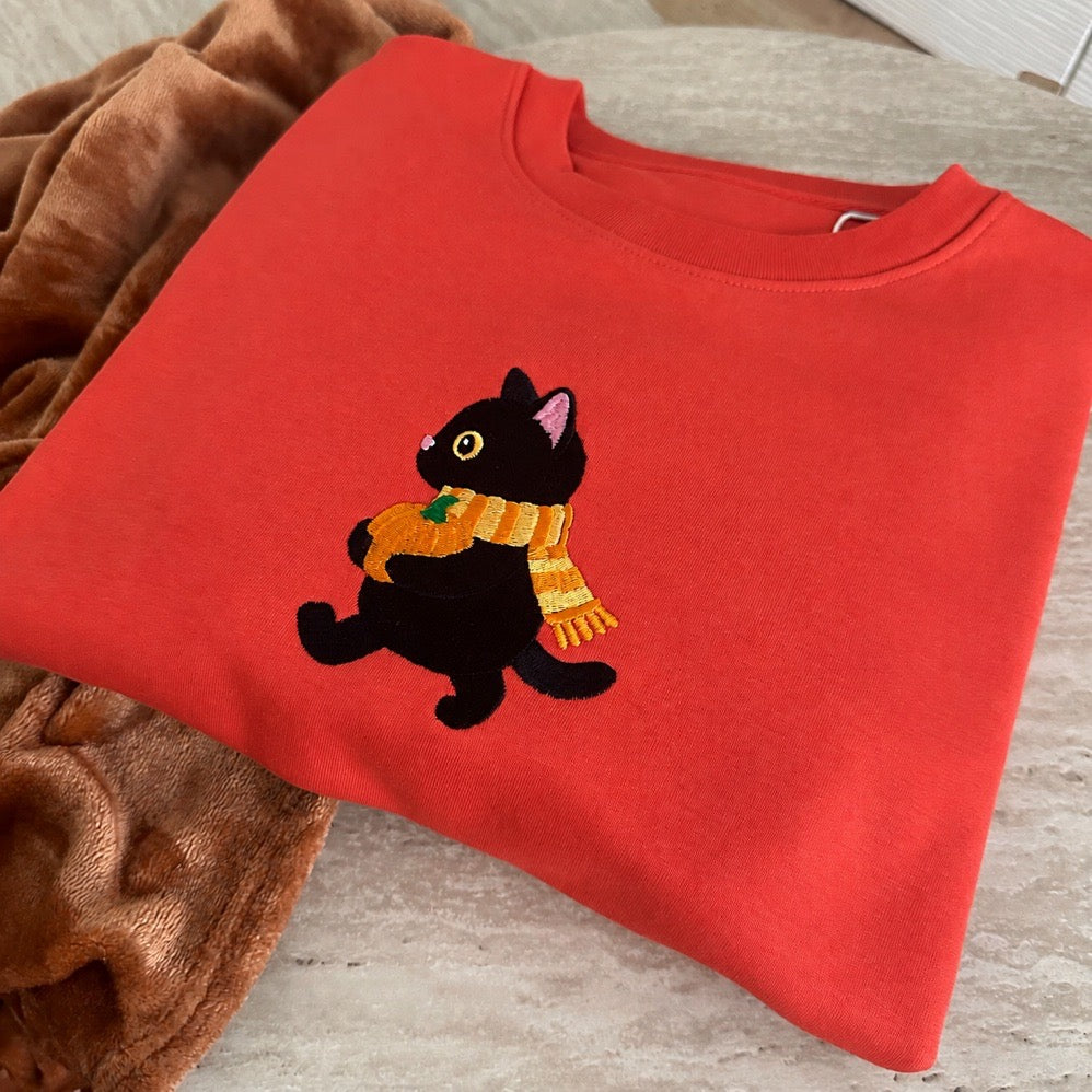 Sweat brodé « Chat citrouille » d’Halloween